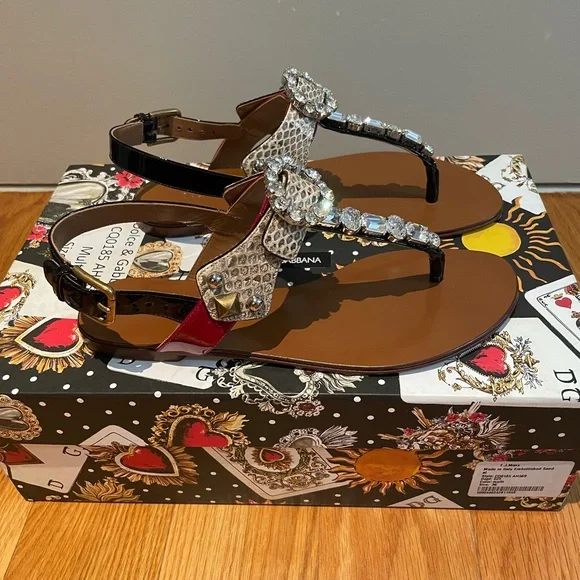 Dolce & Gabbana ceystal embellised thong flat  sandals Size 36 - Picture 4 of 10